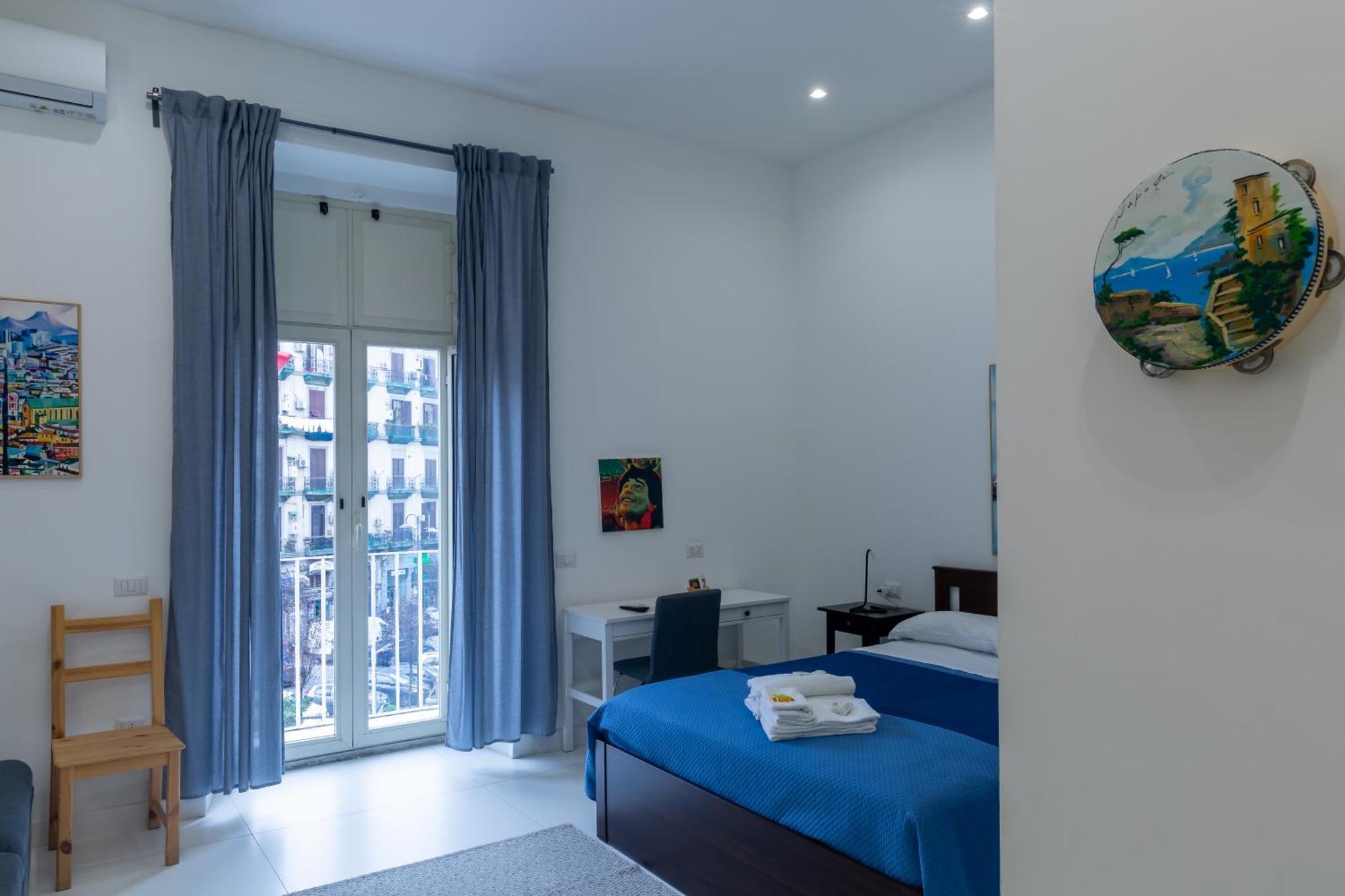 Il Vicoletto Del Castello Hotel Naples Exterior photo