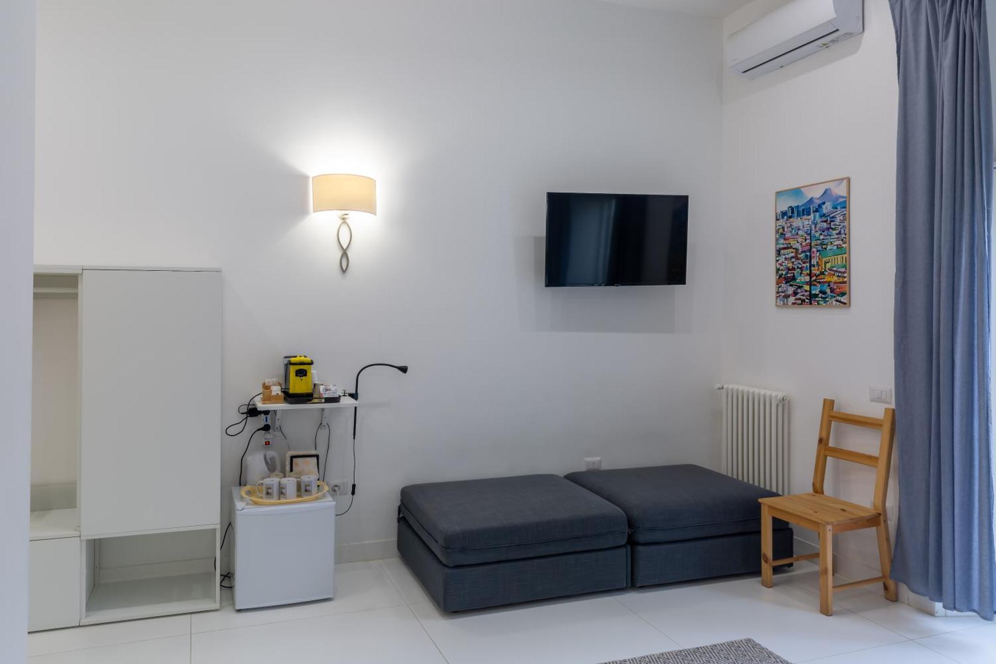 Il Vicoletto Del Castello Hotel Naples Exterior photo