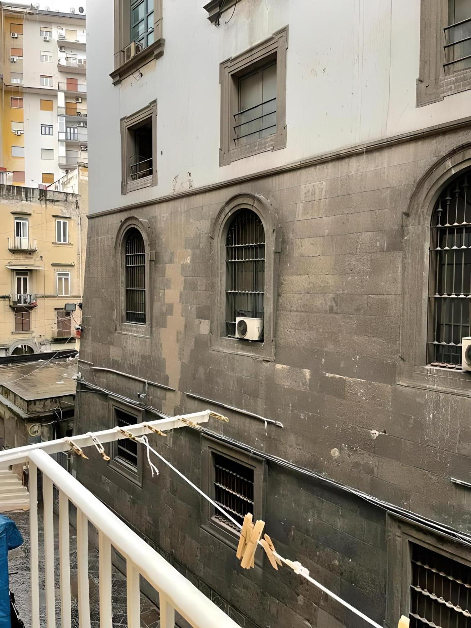 Il Vicoletto Del Castello Hotel Naples Exterior photo